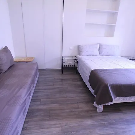 Fantastic 3 Apartment, Bnbrickeys Apartment Beausoleil